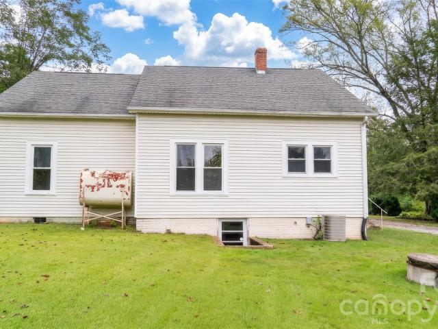 House for sale in Morganton, Burke County