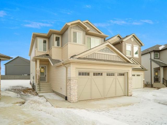 House for sale in Stony Plain, Alberta