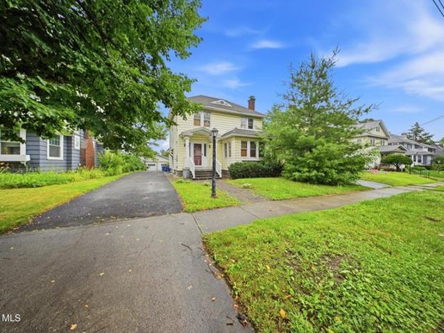 House for sale in Schenectady, New York