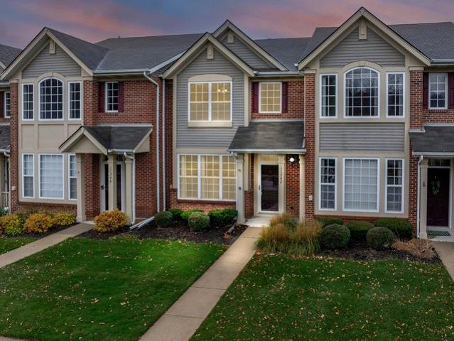 Townhouse for sale in Crown Point, Indiana