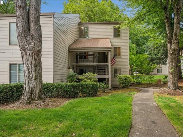 Condo for sale in Oregonia