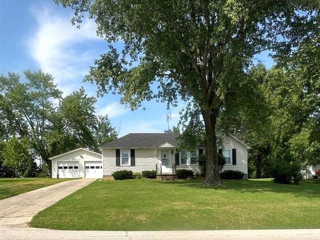 House for sale in Washington, Missouri