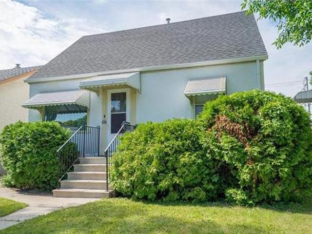 House for sale in Sargent Park, Winnipeg