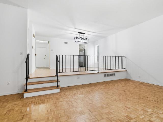 Townhouse for rent in Chicago Park, Illinois