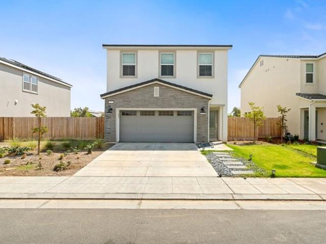 House for sale in Madera, California