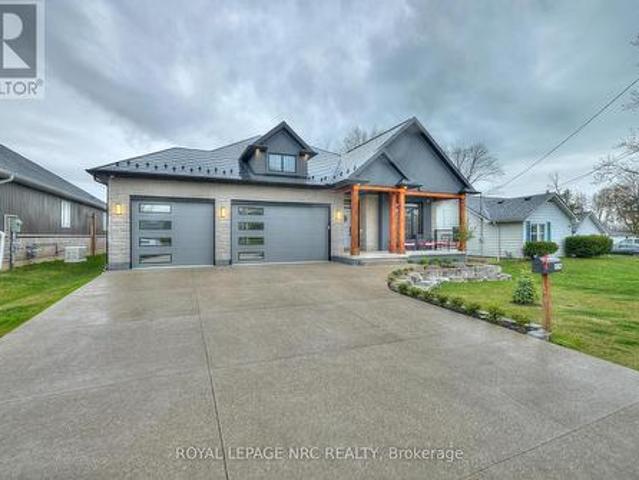 House for sale in Niagara, Ontario