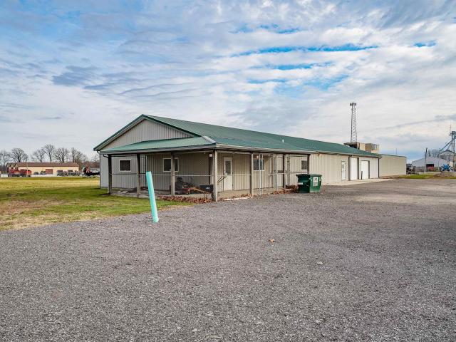 Commercial for sale in Laotto, Indiana
