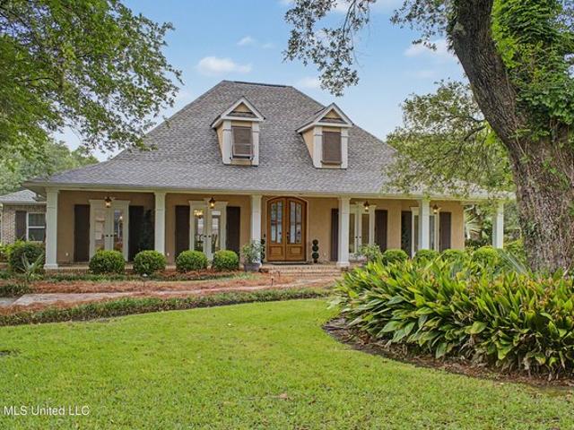 House for sale in Biloxi, Mississippi