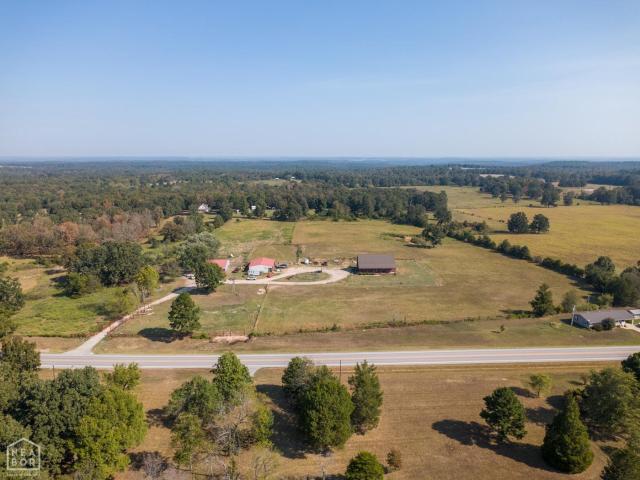 House for sale in Agnos, Ash Flat