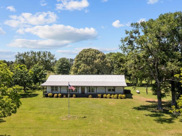 Farm for sale in Crockett, Texas