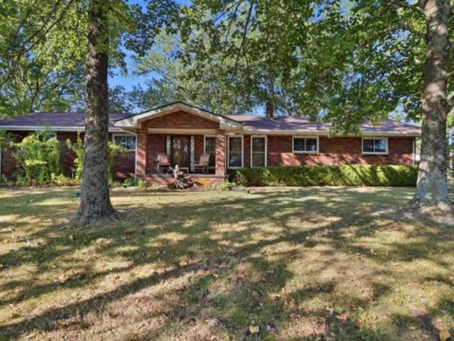 House for sale in Licking, Texas County