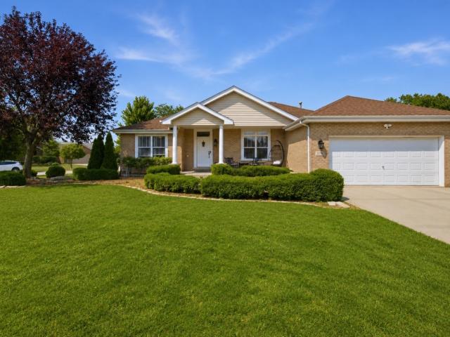 House for sale in New Lenox, Illinois