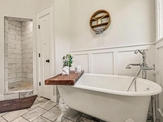 House for sale in Walton, Kenton County