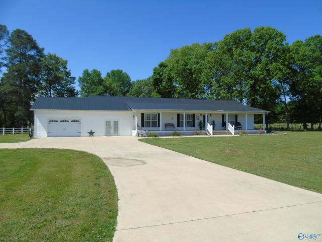 House for sale in Henagar, Alabama