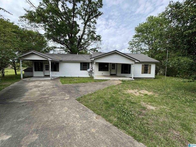 House for sale in Alpine, Alabama