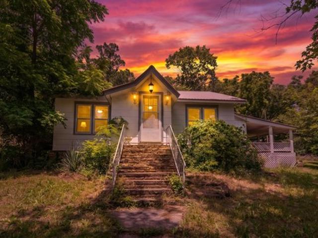 House for sale in Ark