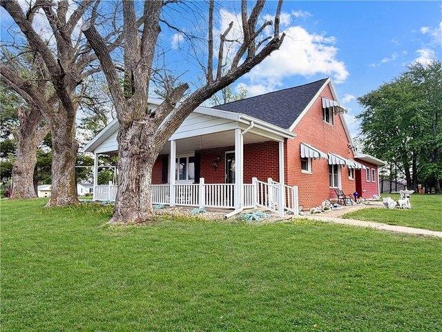 House for sale in Charleston, Illinois