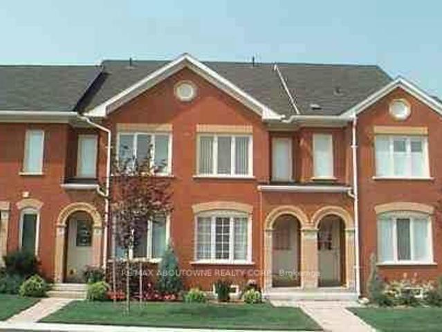 Townhouse for sale in Woburn, Ontario