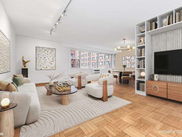 Condo for sale in Arverne, New York