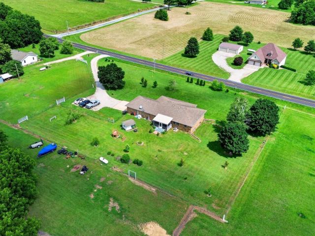 House for sale in Mount Vernon, Missouri