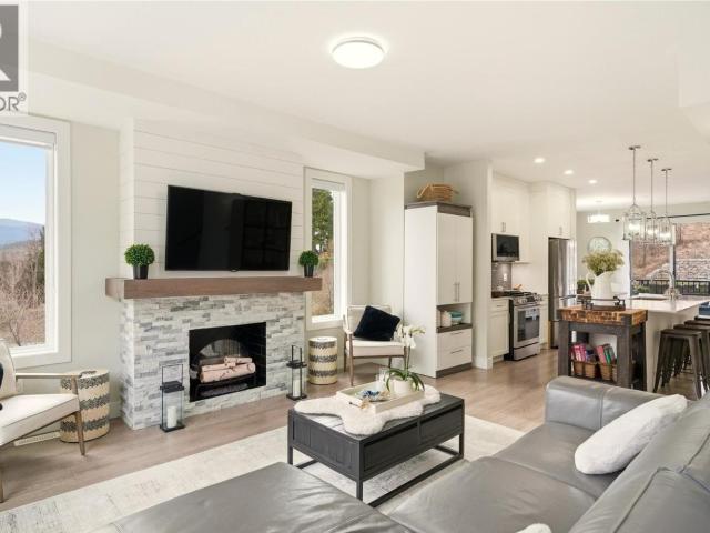Townhouse for sale in Winfield, British Columbia