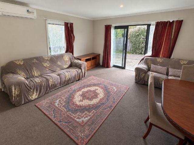 House for rent in Edgeware, Canterbury