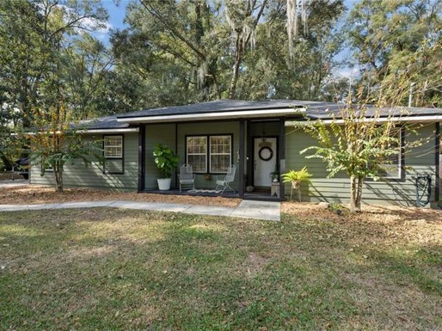 House for sale in Archer, Florida