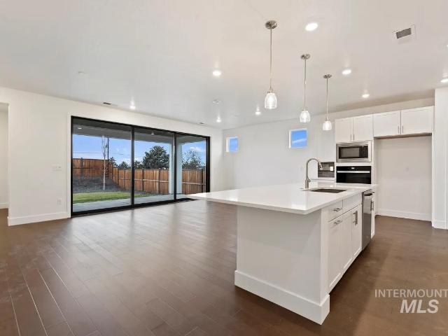 House for sale in Falcon Crest, Kuna
