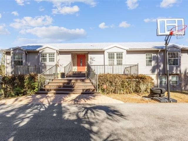 House for sale in Okeechobee, Florida