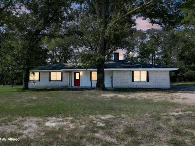 House for sale in Huntington, Angelina County