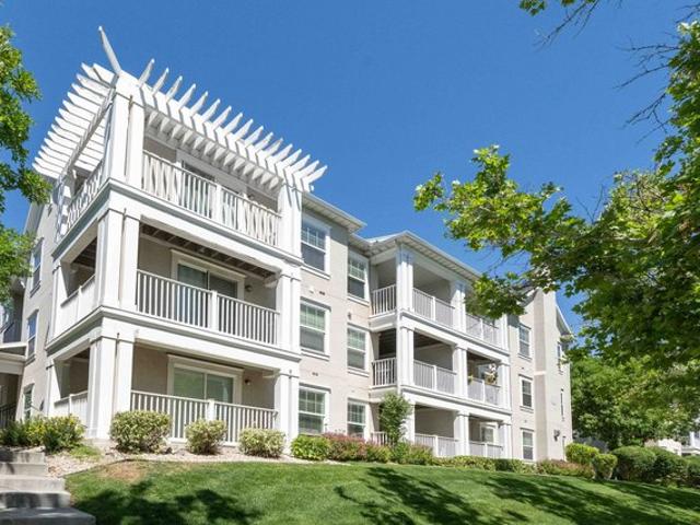 Condo for sale in South Jordan, Utah