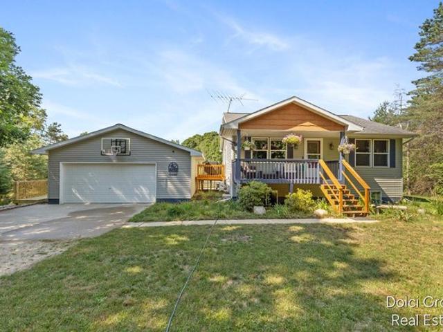 House for sale in Stanwood, Michigan