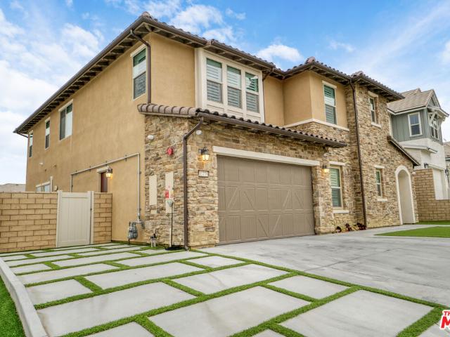 Property for sale in Chatsworth, California