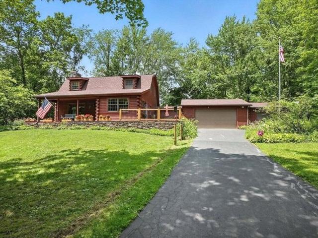 House for sale in Johnstown, Licking County