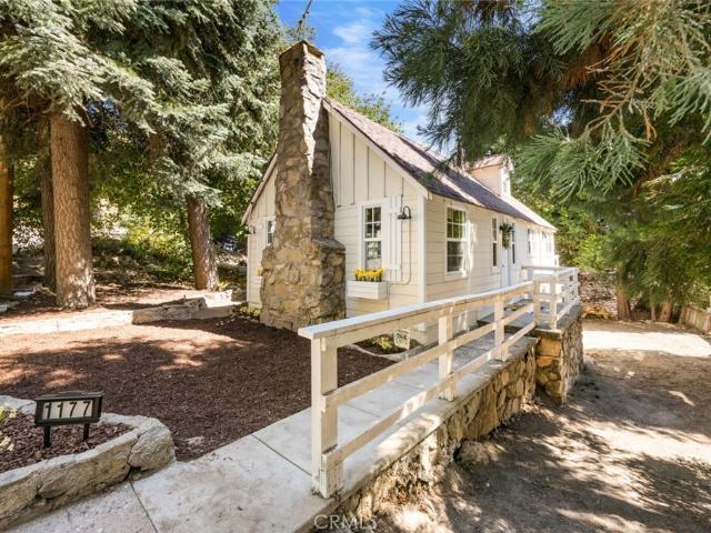 House for sale in Rimforest, California