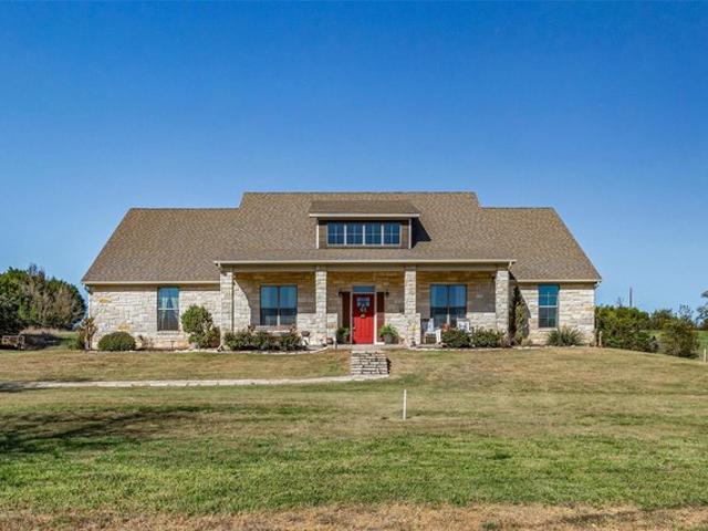 House for sale in Glen Rose, Texas