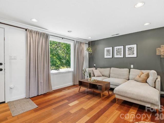 House for sale in Hendersonville, North Carolina
