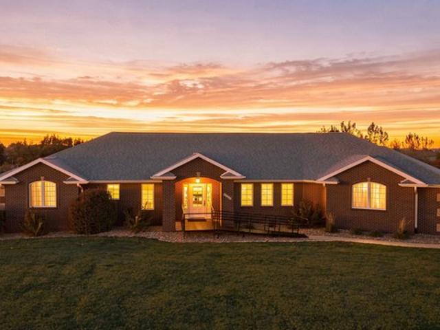 House for sale in Pella, Marion County