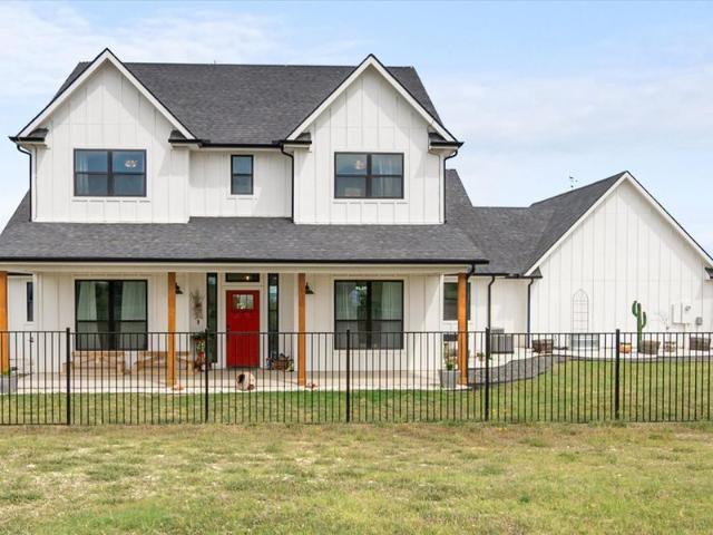 House for sale in Godley