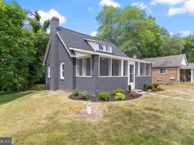 House for sale in Lothian, Maryland