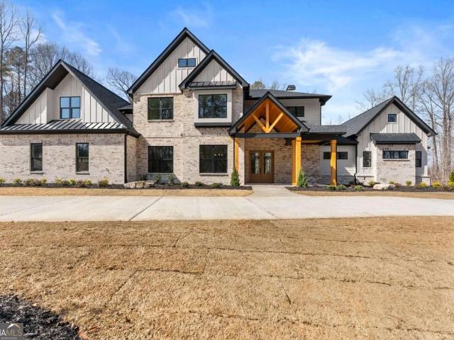 House for sale in Hoschton, Georgia