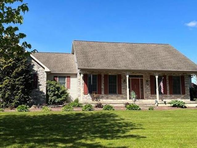 House for sale in Danielsville, Pennsylvania