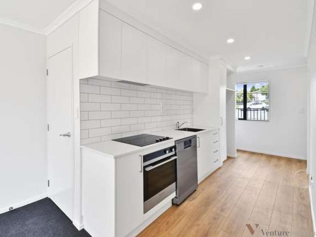 Townhouse for rent in Auckland, Oroua County