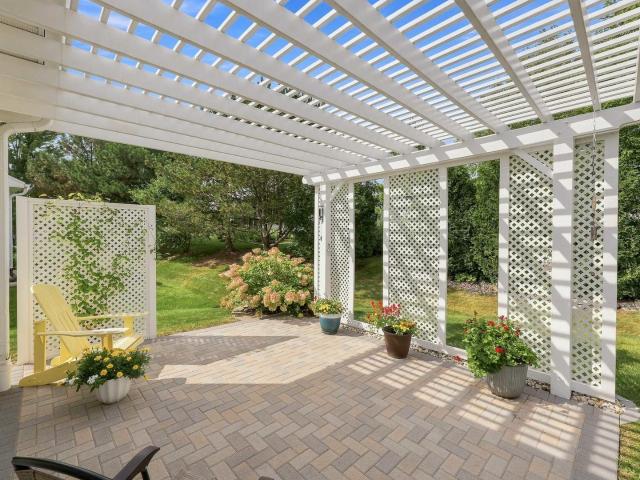 House for sale in Mchenry, Illinois