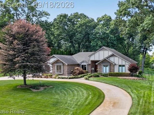 House for sale in New Hudson, Michigan