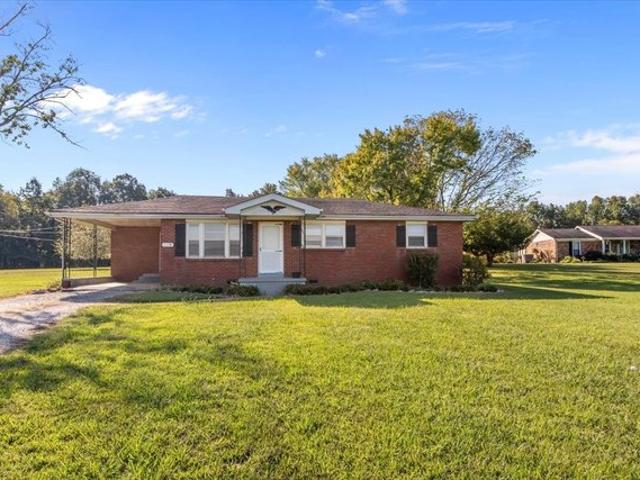 House for sale in Tennessee Ridge