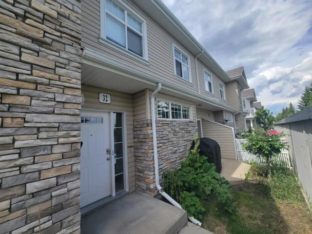 House for rent in Wedgewood, Alberta