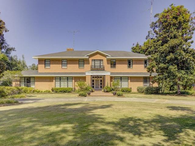 House for sale in Cary, Mississippi