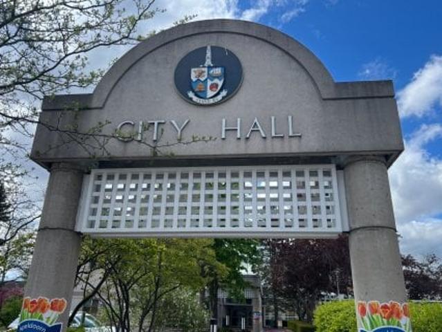 Office for sale in Burlington, Ontario