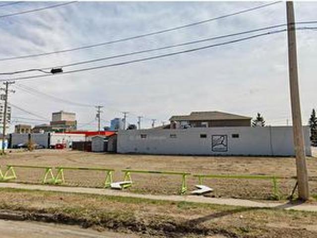 Land for sale in Saskatoon, Saskatchewan